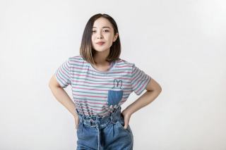 Tee shirt chat poche : cadeau chat original sur Chat Bada