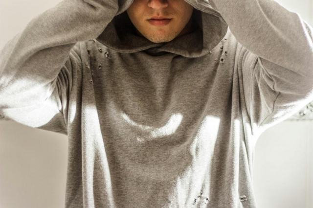 Sweat capuche oreille chat homme : l'accessoire chat qu'il vous faut Sweat capuche oreille chat homme : l'accessoire chat qu'il vous faut